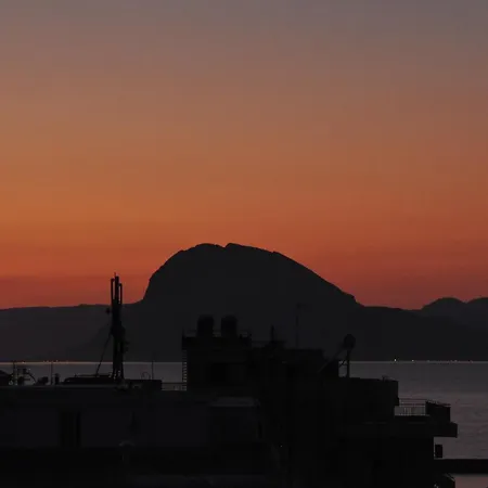 Vaso's Nest At Center * Patras